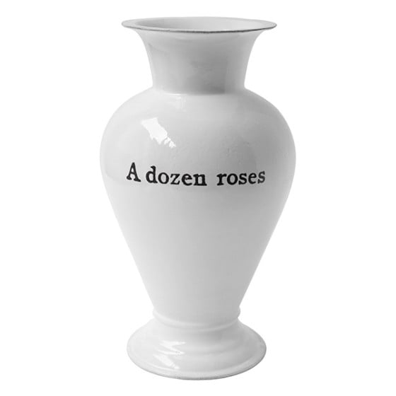 A dozen roses Vase